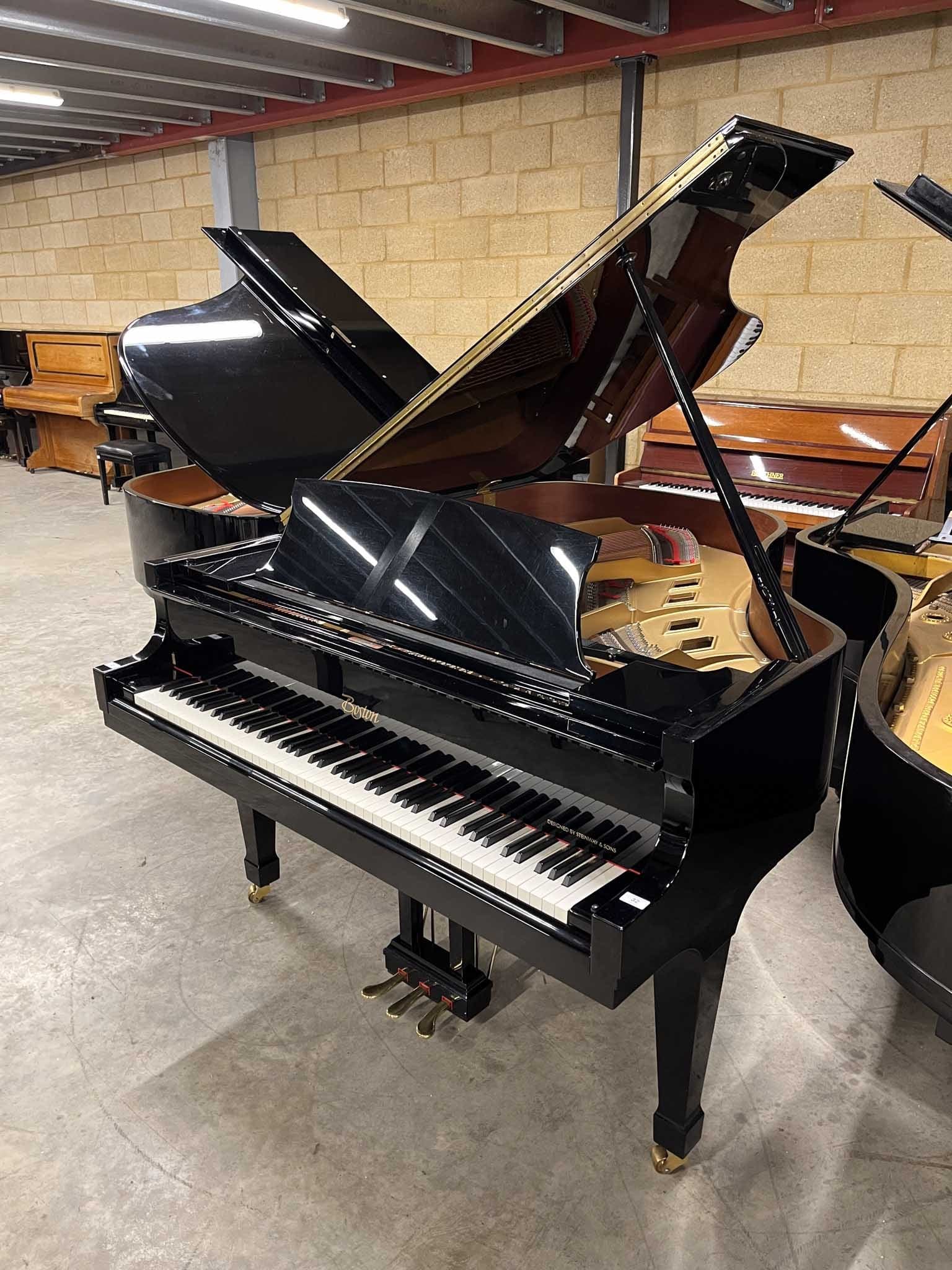 Een piano van Blüthner