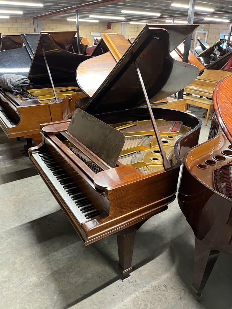 Steinway staande piano