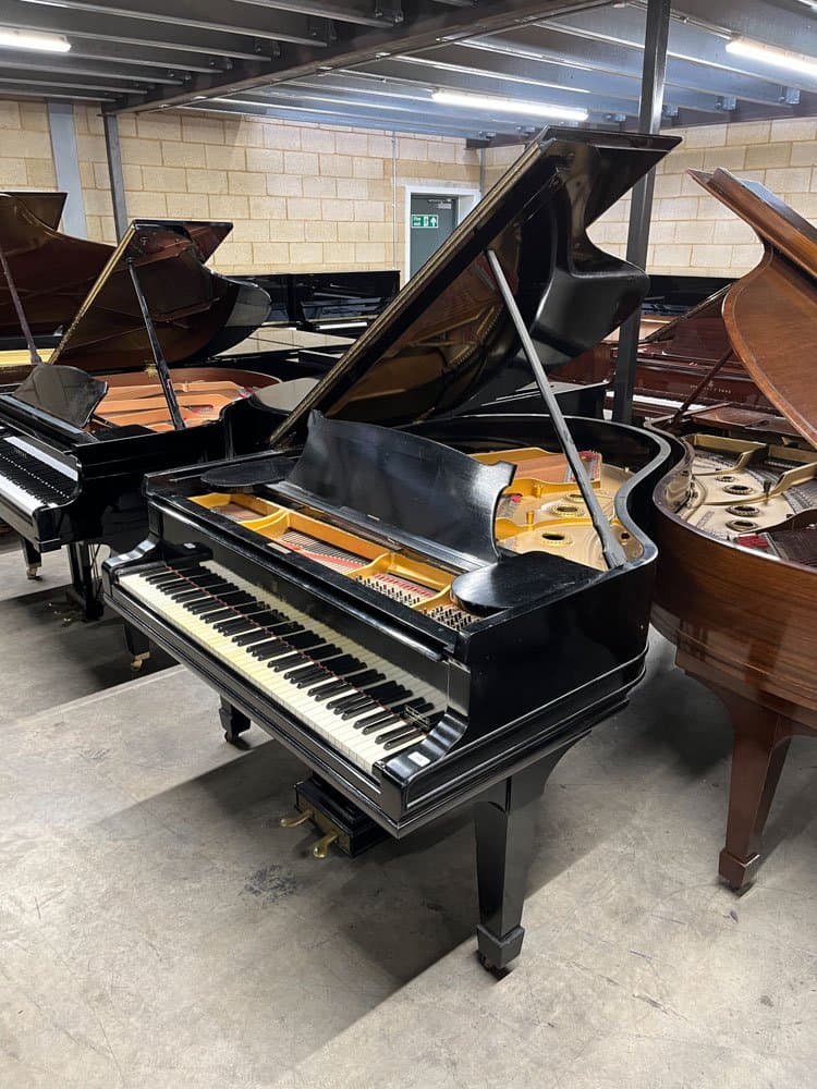 Steinway staande piano