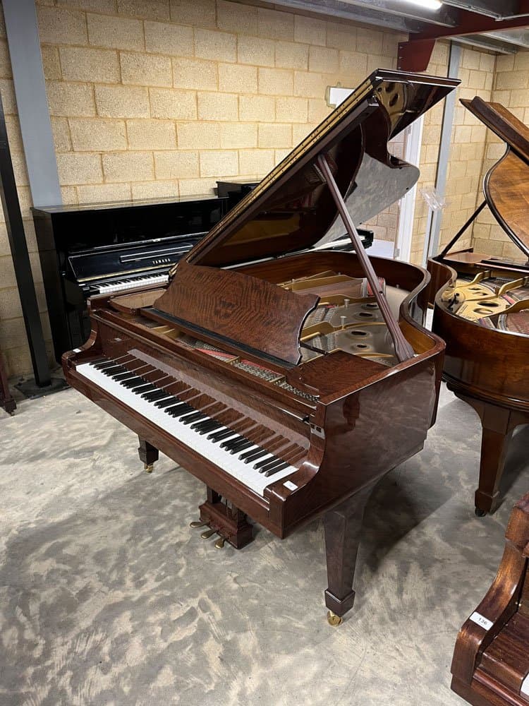 Steinway staande piano