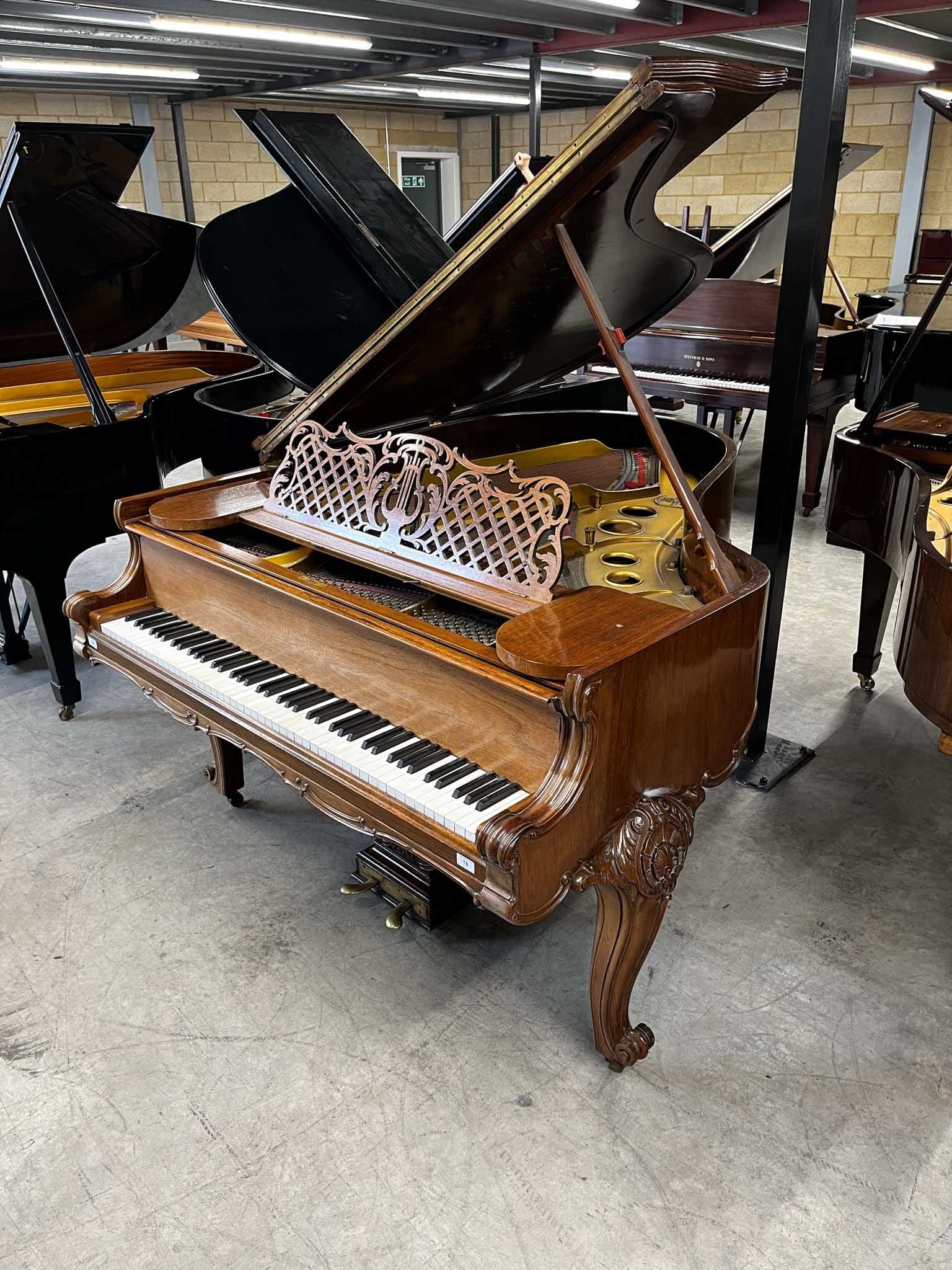 Steinway staande piano