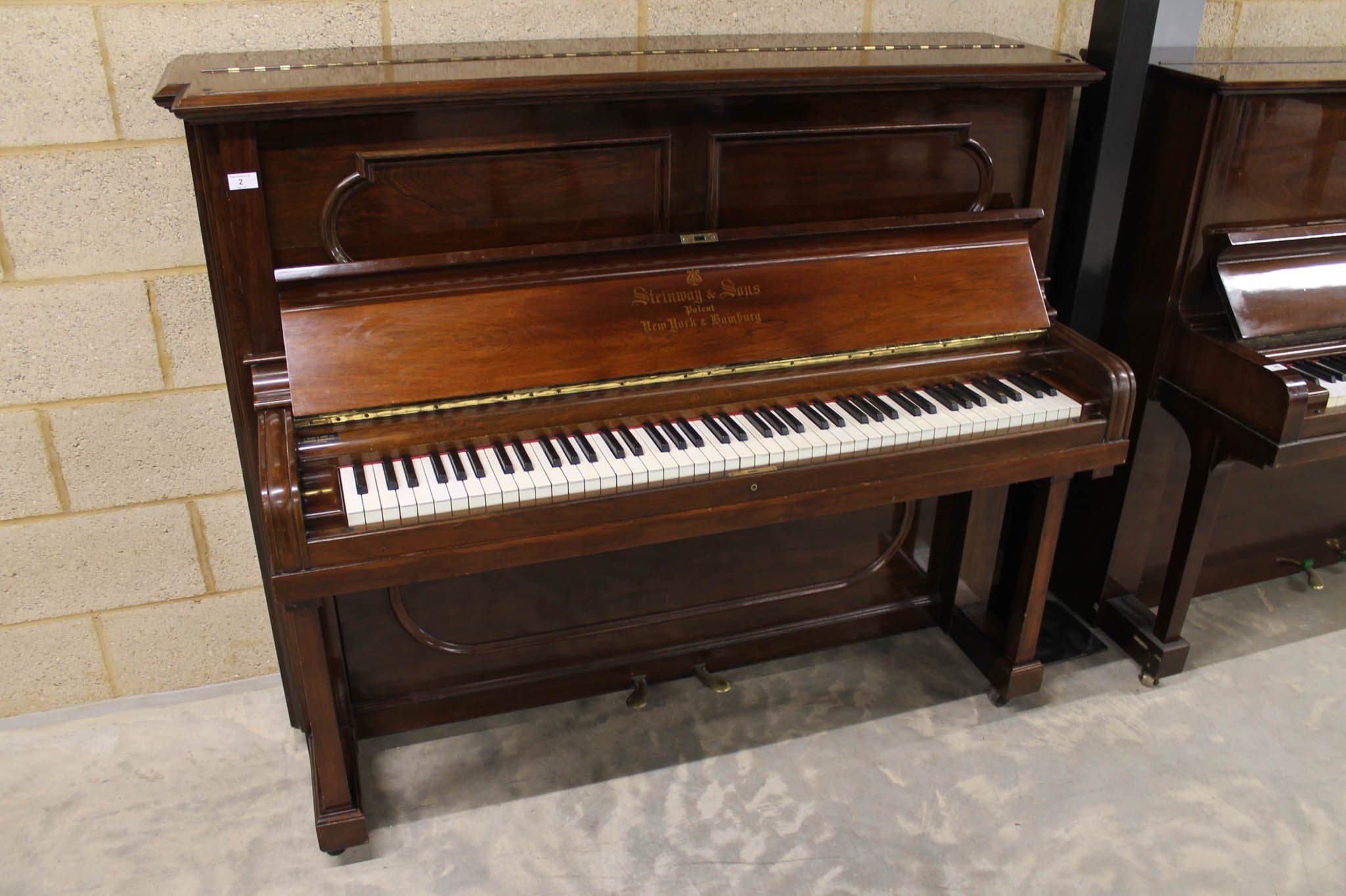 Steinway staande piano