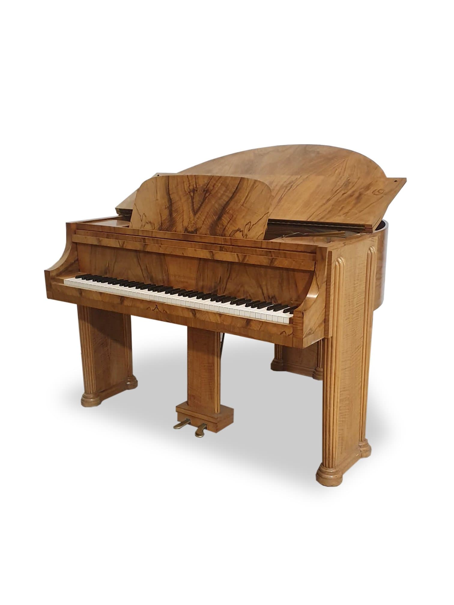 Strohmenger upright piano