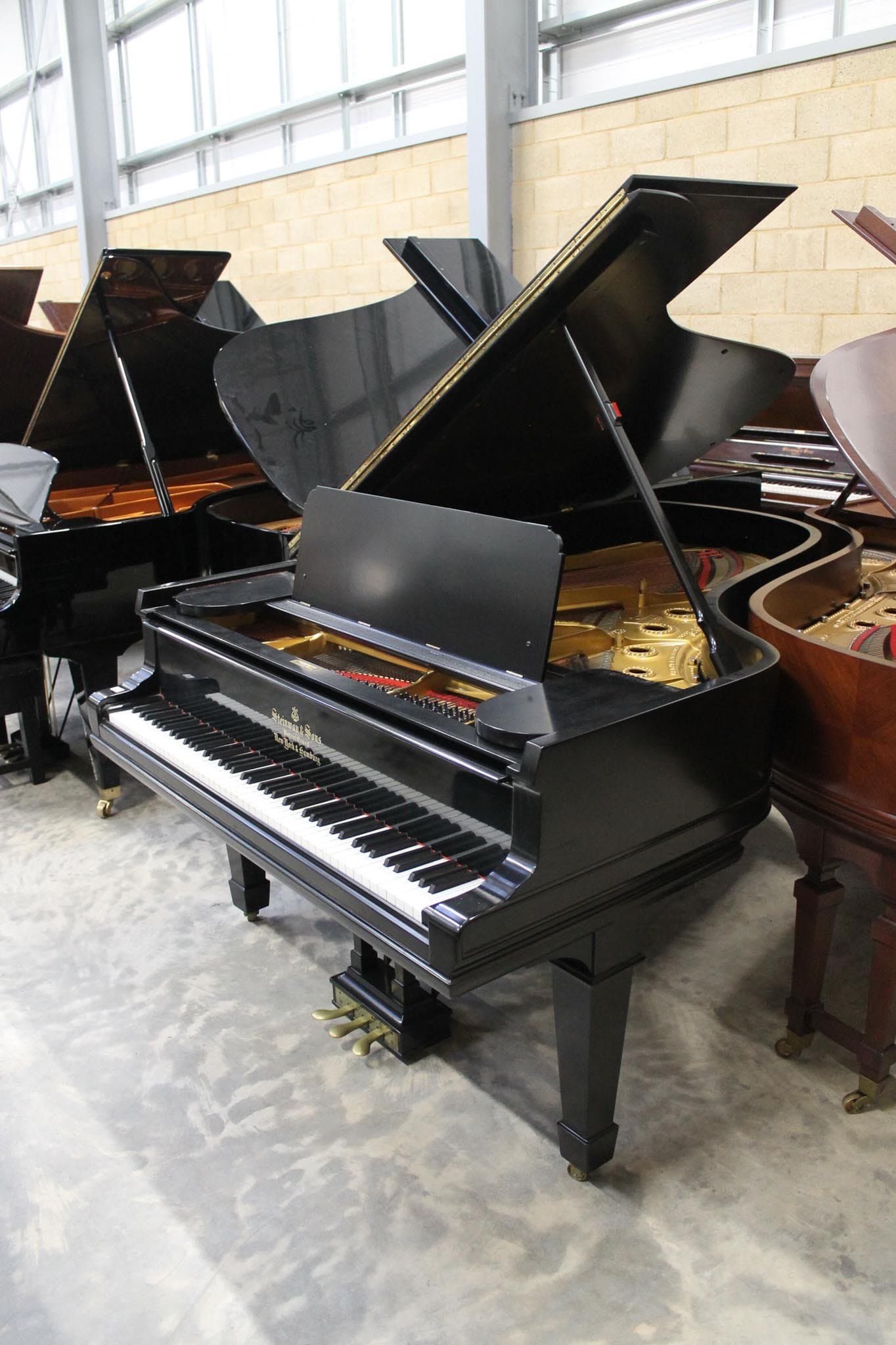 Steinway staande piano