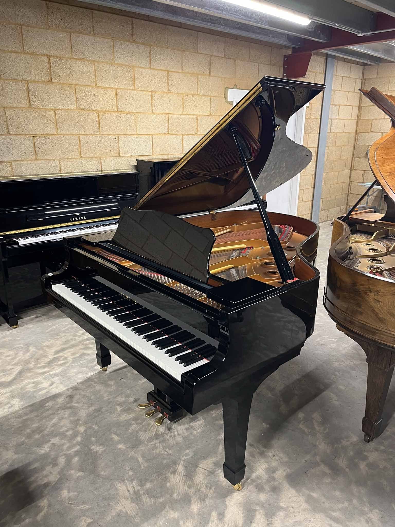 Yamaha staande piano