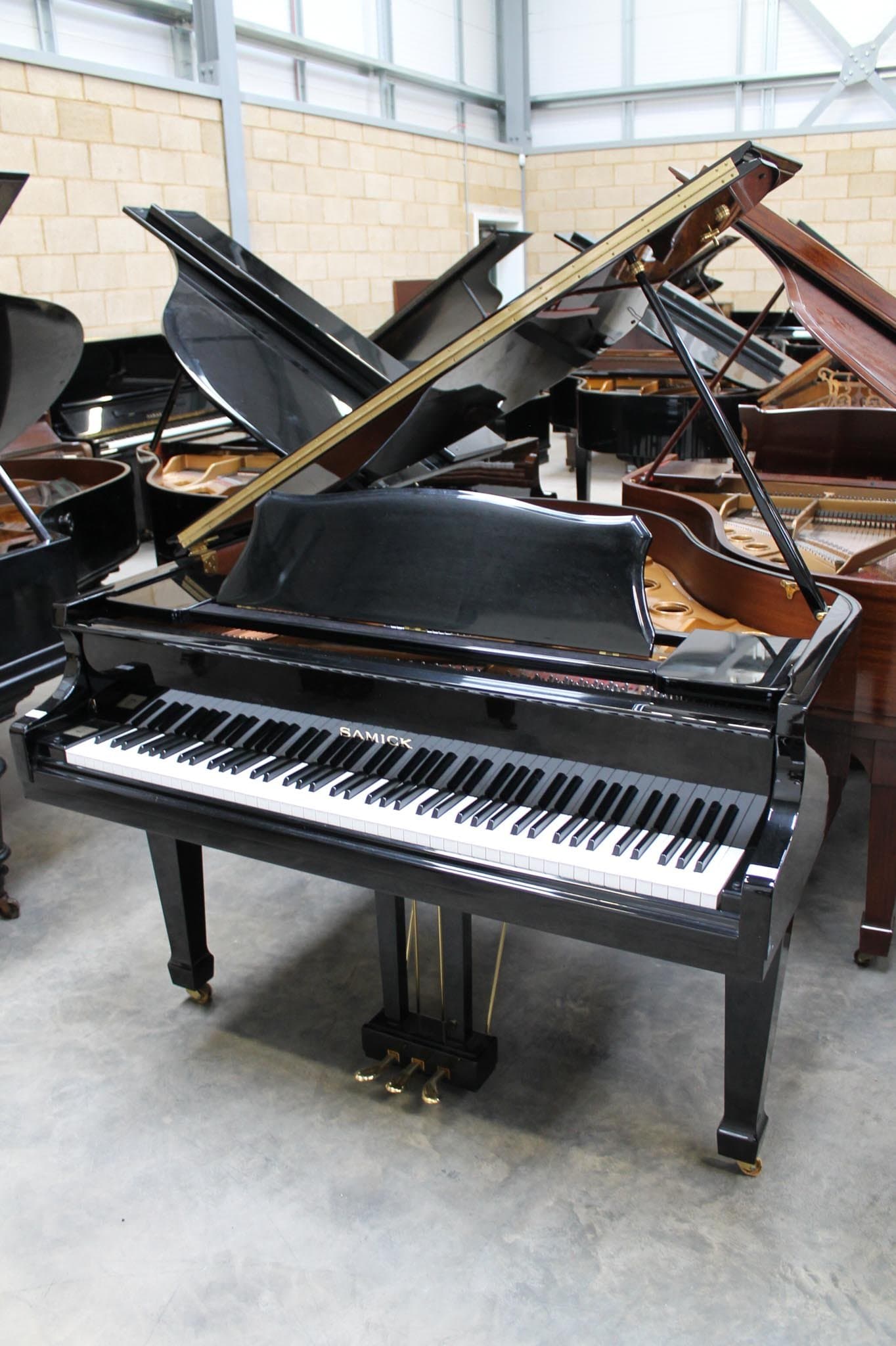 Samick staande piano