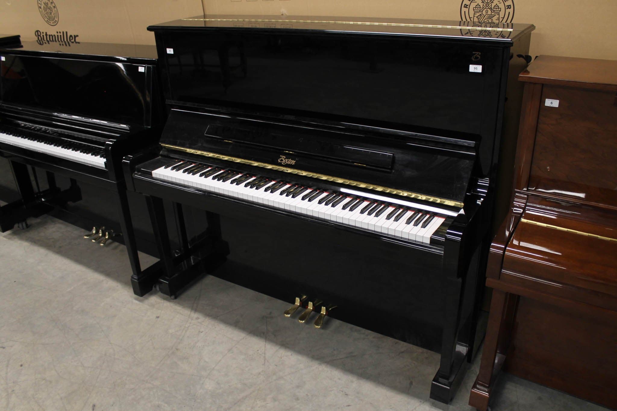 Boston staande piano