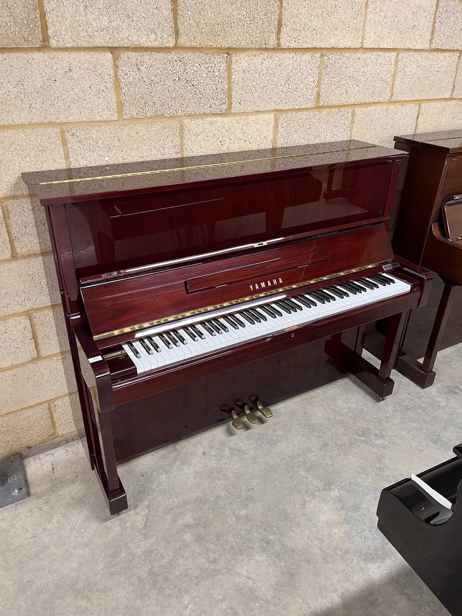 Yamaha staande piano