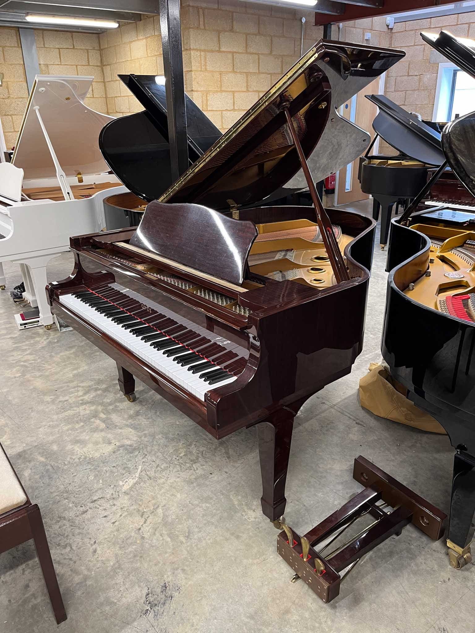 Opus staande piano
