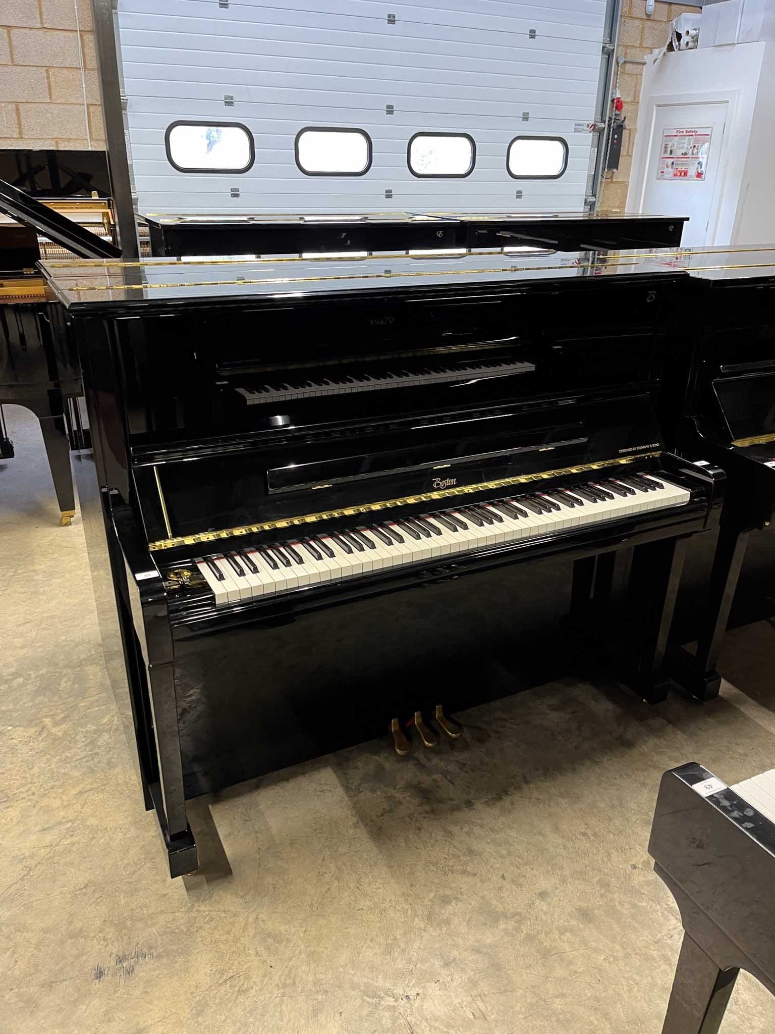 Boston staande piano