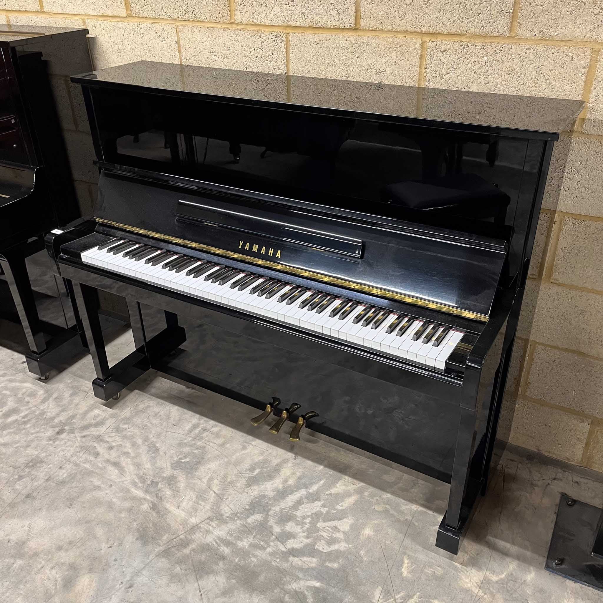 Yamaha staande piano