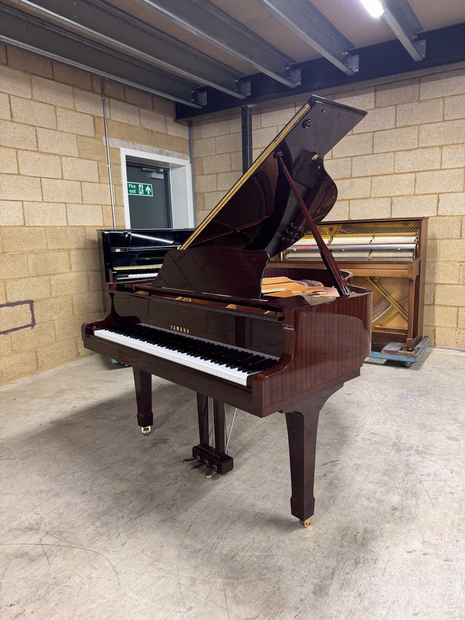 Yamaha staande piano