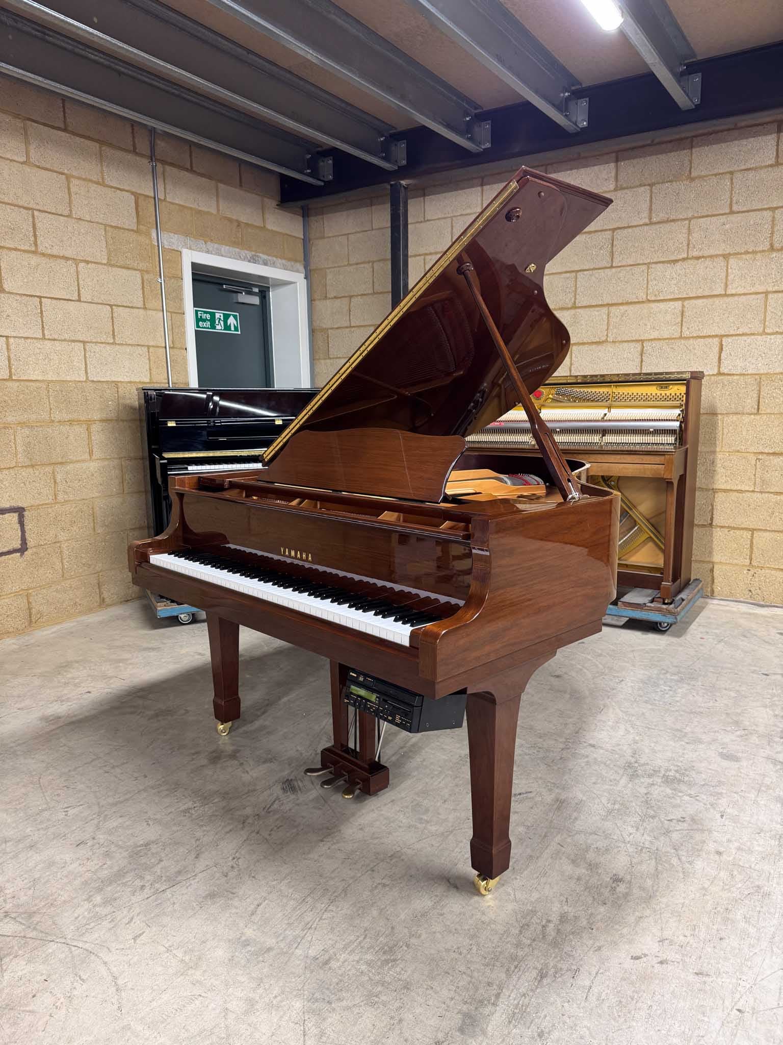 Yamaha staande piano
