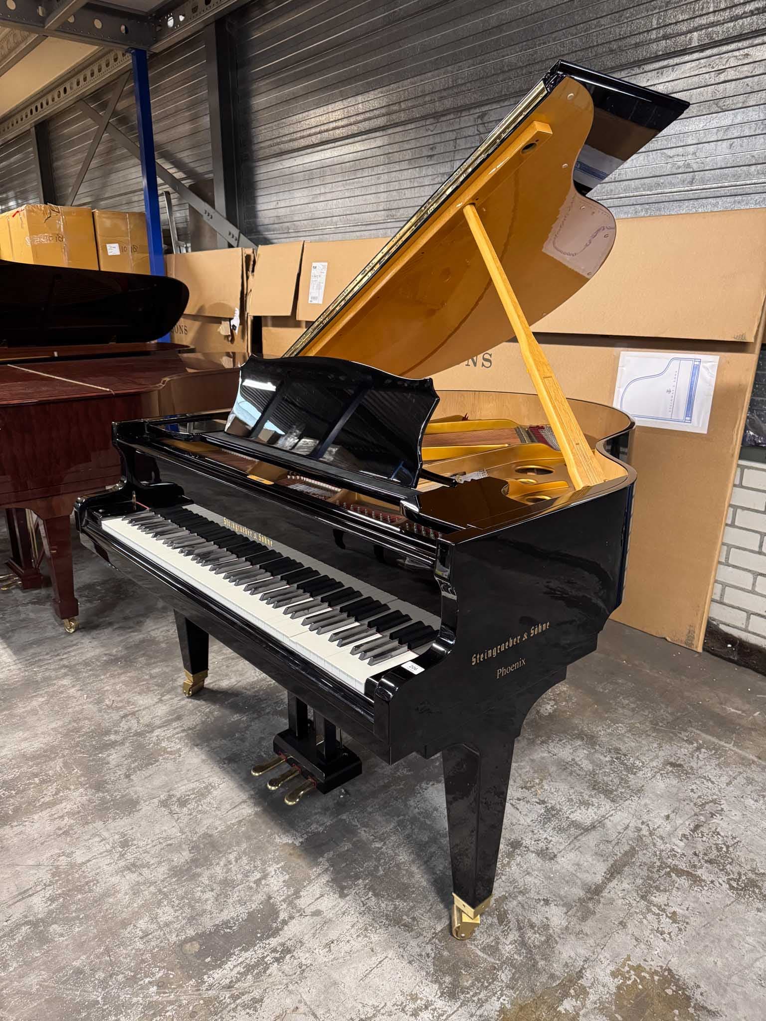 Andere staande piano